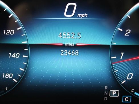 Used 2021 Mercedes-Benz A 220 image 7