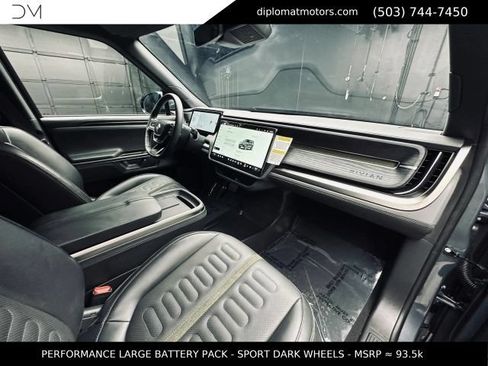 Used 2025 Rivian R1S Adventure AWD/4WD image 18