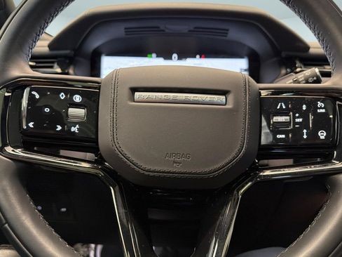 Certified 2026 Land Rover Range Rover Velar Dynamic SE AWD/4WD image 10