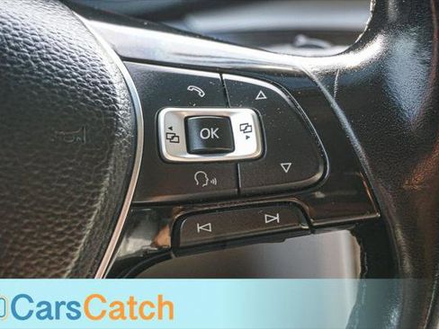 Used 2018 Volkswagen Passat 2.0T SE image 35