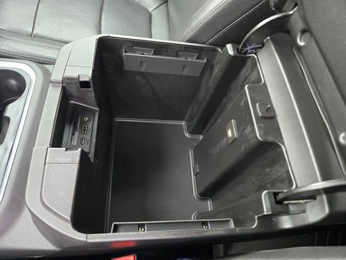 Used 2019 Chevrolet Silverado 1500 LTZ w/ LTZ Premium Package image 12