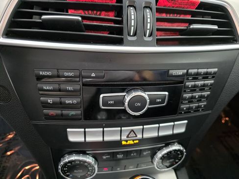 Used 2013 Mercedes-Benz C 250 Sedan image 30