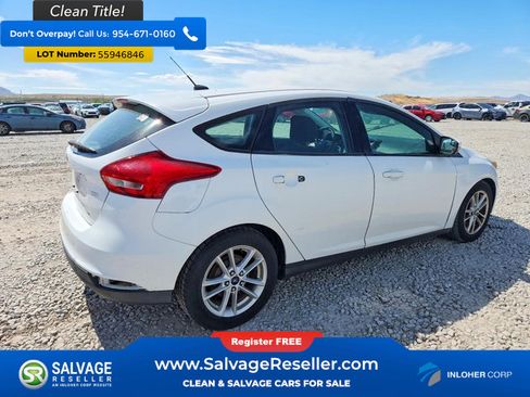 Used 2015 Ford Focus SE FWD image 4