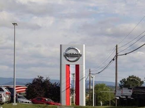 Used 2020 Chevrolet Traverse LS image 15