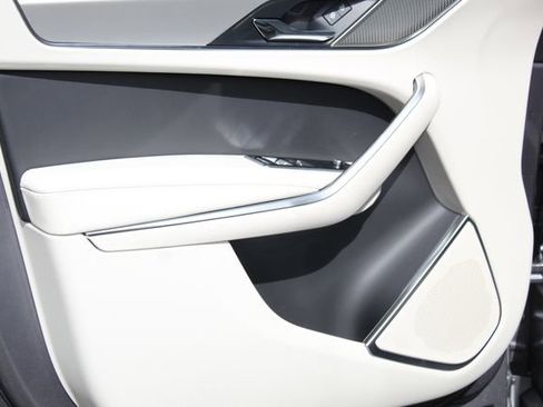 New 2026 Jaguar F-PACE R-Dynamic S image 21