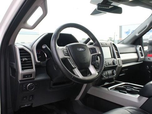 Used 2019 Ford F350 Lariat w/ Lariat Ultimate Package AWD/4WD image 2