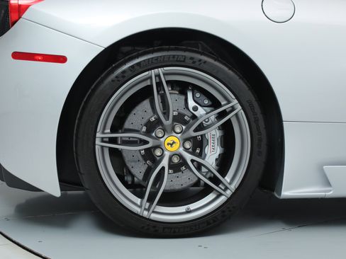 Certified 2015 Ferrari 458 Speciale A image 44