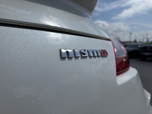 Used 2016 Nissan 370Z NISMO image 7
