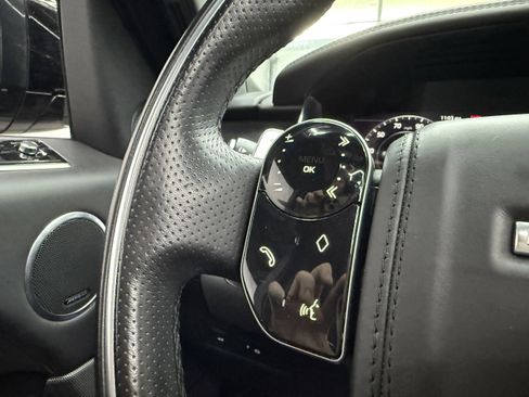 Used 2018 Land Rover Range Rover Sport HSE Dynamic image 14