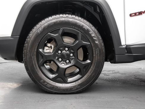 Used 2023 Jeep Compass Trailhawk w/ Trailhawk Convenience Group image 42