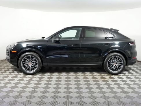 New 2026 Porsche Cayenne Coupe AWD/4WD image 2
