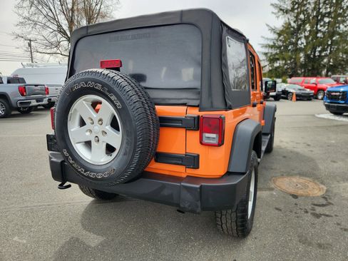 Used 2013 Jeep Wrangler Unlimited Sport image 14