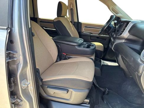 Used 2022 RAM 2500 Big Horn AWD/4WD image 30