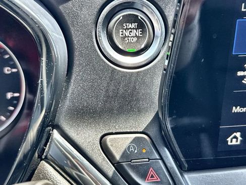 New 2025 Chevrolet Equinox LT w/ Safety and Technology Package image 16