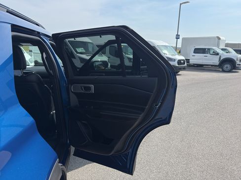 Used 2020 Ford Explorer ST w/ ST Street Pack AWD/4WD image 21