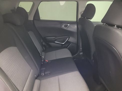 Used 2020 Kia Soul S image 19