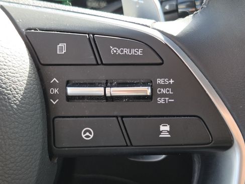 Used 2023 Hyundai Sonata Limited FWD image 12