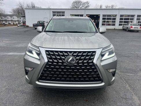 Used 2021 Lexus GX 460 Premium w/ Premium Package image 2
