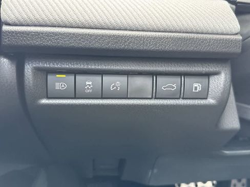 Used 2026 Toyota Camry SE FWD image 16