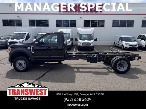 Used 2022 Ford F550 4x4 Regular Cab Super Duty image 2