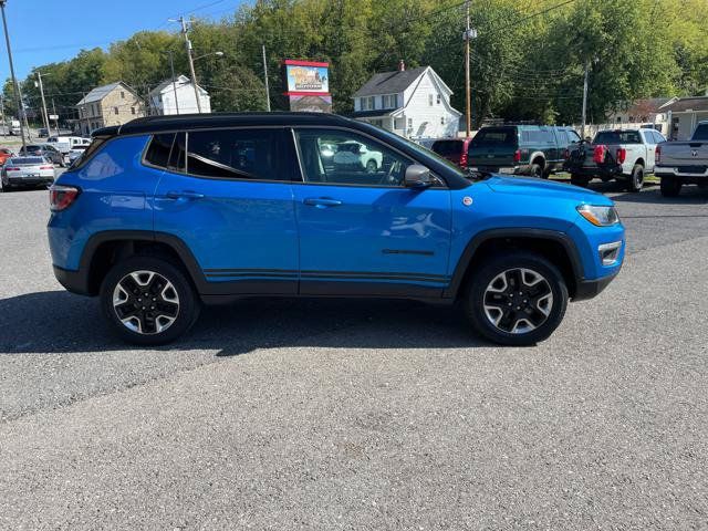 Used 2018 Jeep Compass Trailhawk w/ Navigation Group AWD/4WD image 9