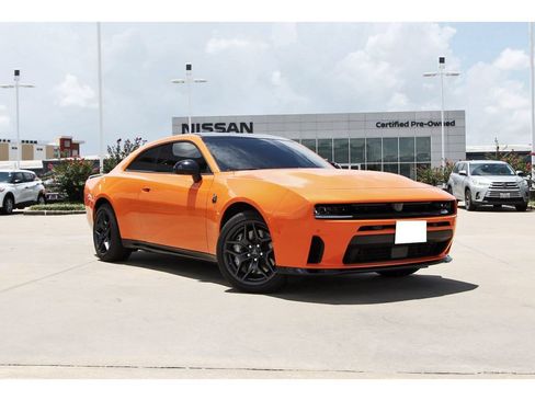 Used 2026 Dodge Charger Scat Pack w/ Blacktop Package AWD/4WD image 1