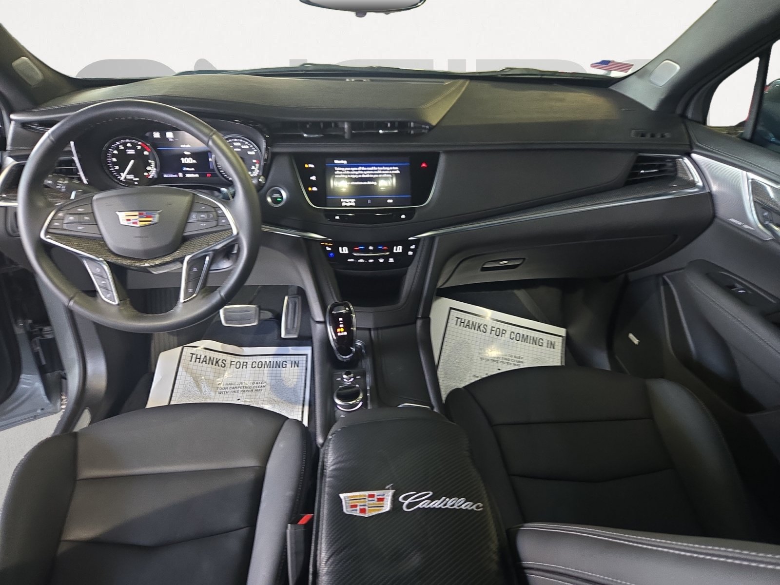 Used 2023 Cadillac XT5 Sportv w/ Technology Package AWD/4WD image 3