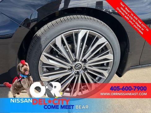 New 2025 Nissan Altima 2.5 SL image 9