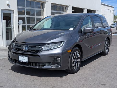 Used 2025 Honda Odyssey EX-L image 10