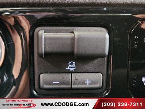 Used 2025 Chevrolet Silverado 2500 LT w/ Convenience Package AWD/4WD image 28