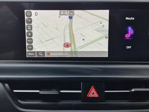 Used 2024 Kia Seltos EX FWD image 13