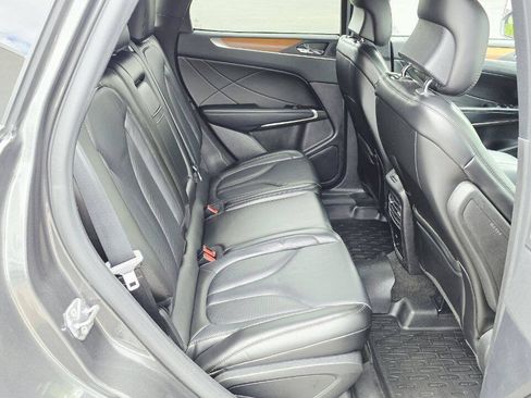 Used 2019 Lincoln MKC Select w/ MKC Climate Package AWD/4WD image 18