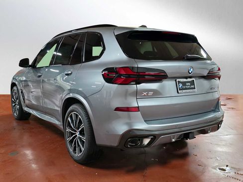 Used 2026 BMW X5 xDrive40i w/ M Sport Package AWD/4WD image 5