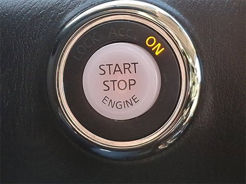 Used 2019 Nissan Armada Platinum w/ Captain's Chairs Package image 24