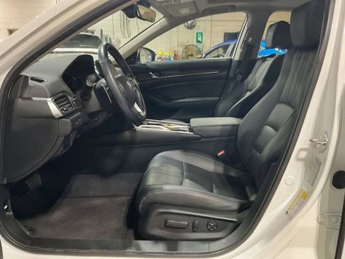 Used 2019 Honda Accord EX-L image 10
