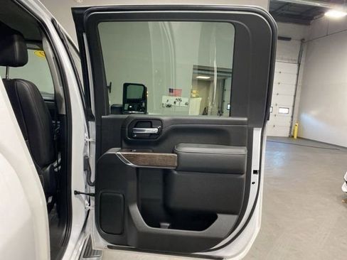 Used 2020 GMC Sierra 3500 Denali w/ Denali Ultimate Package AWD/4WD image 25