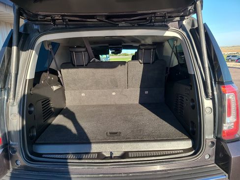 Used 2015 GMC Yukon XL Denali w/ Premium Package image 33
