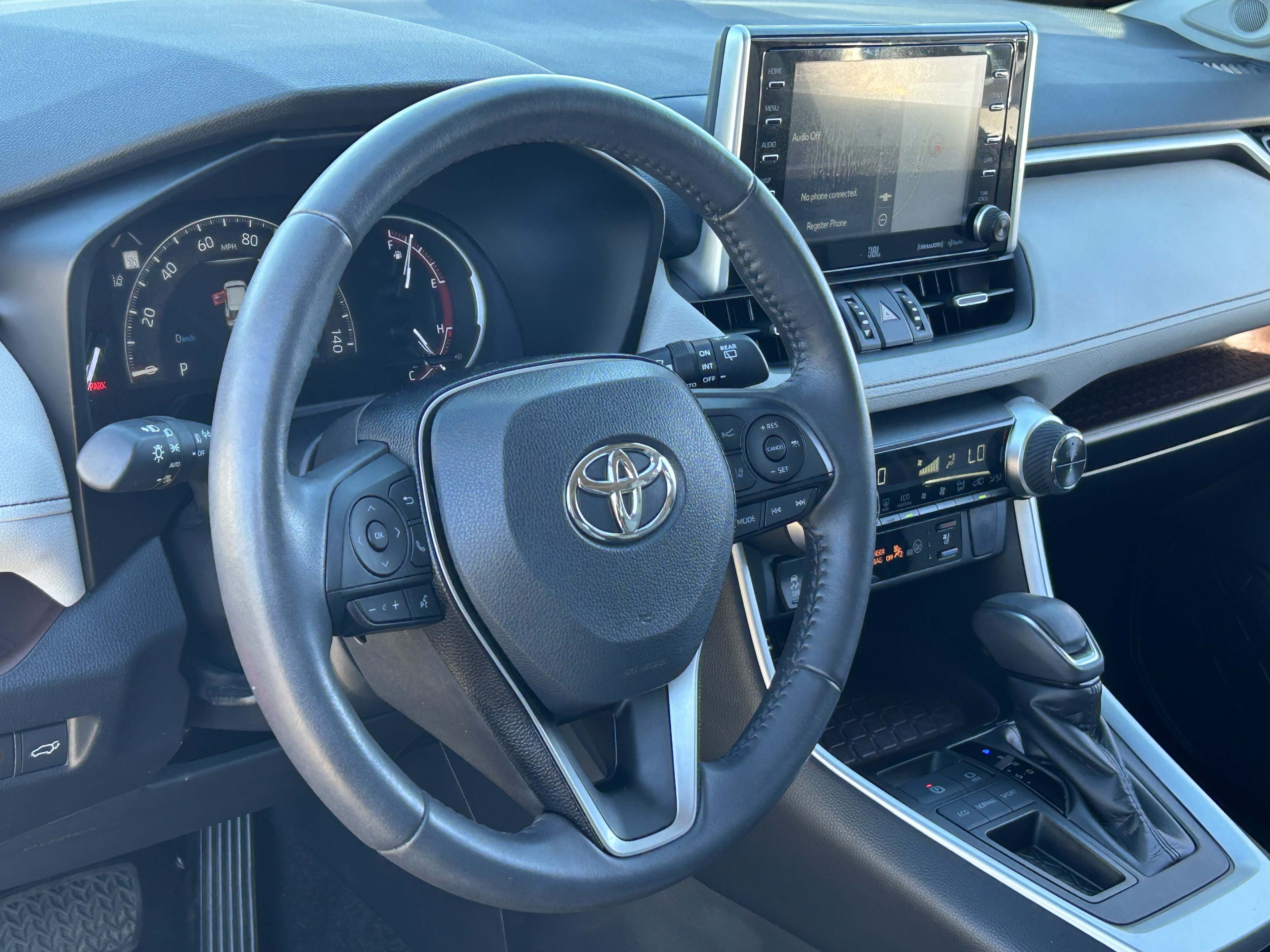 Used 2019 Toyota RAV4 Limited w/ Cold Weather Package FWD image 23