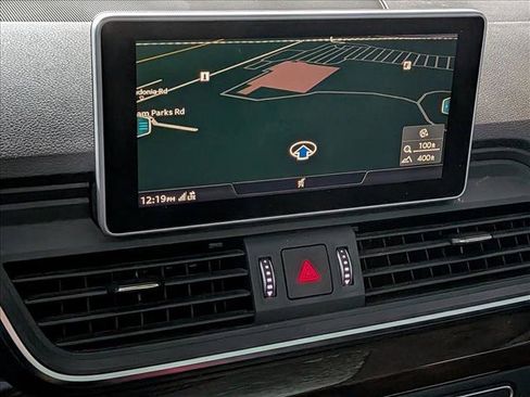 Used 2018 Audi Q5 2.0T Premium Plus w/ Premium Plus Package image 9