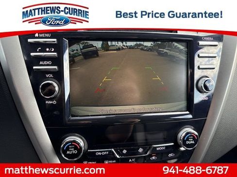 Used 2024 Nissan Murano SV w/ SV Midnight Edition Package image 17