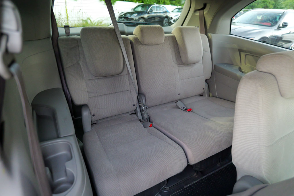 Used 2013 Honda Odyssey EX image 32
