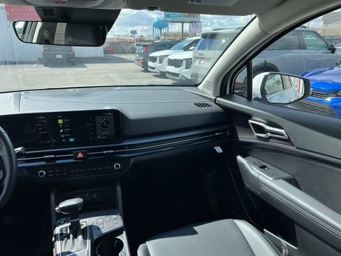 Certified 2026 Kia Sportage EX FWD image 39