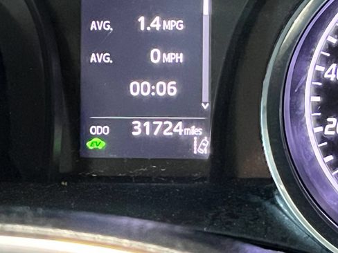 Used 2020 Toyota Camry LE FWD image 28