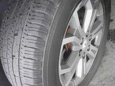 Used 2015 GMC Acadia SLT AWD/4WD image 9