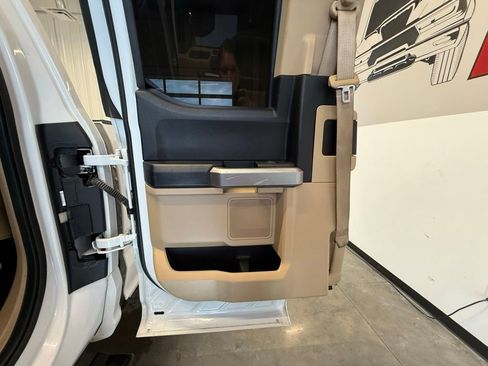 Used 2018 Ford F350 Lariat w/ Chrome Package AWD/4WD image 17