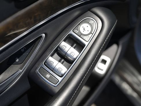 Used 2015 Mercedes-Benz S 550 Sedan image 27