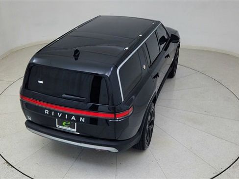 Used 2024 Rivian R1S Adventure image 83