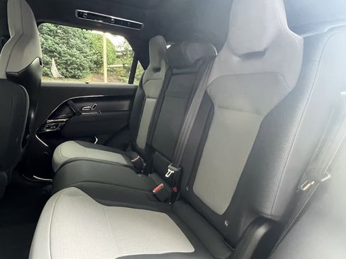 Used 2025 Land Rover Range Rover Sport SV Edition Two image 14
