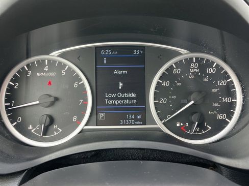 Used 2019 Nissan Sentra SV image 18