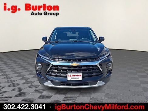Used 2023 Chevrolet Blazer LT AWD/4WD image 2